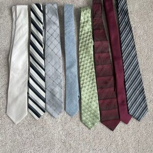 Men’s tie lot